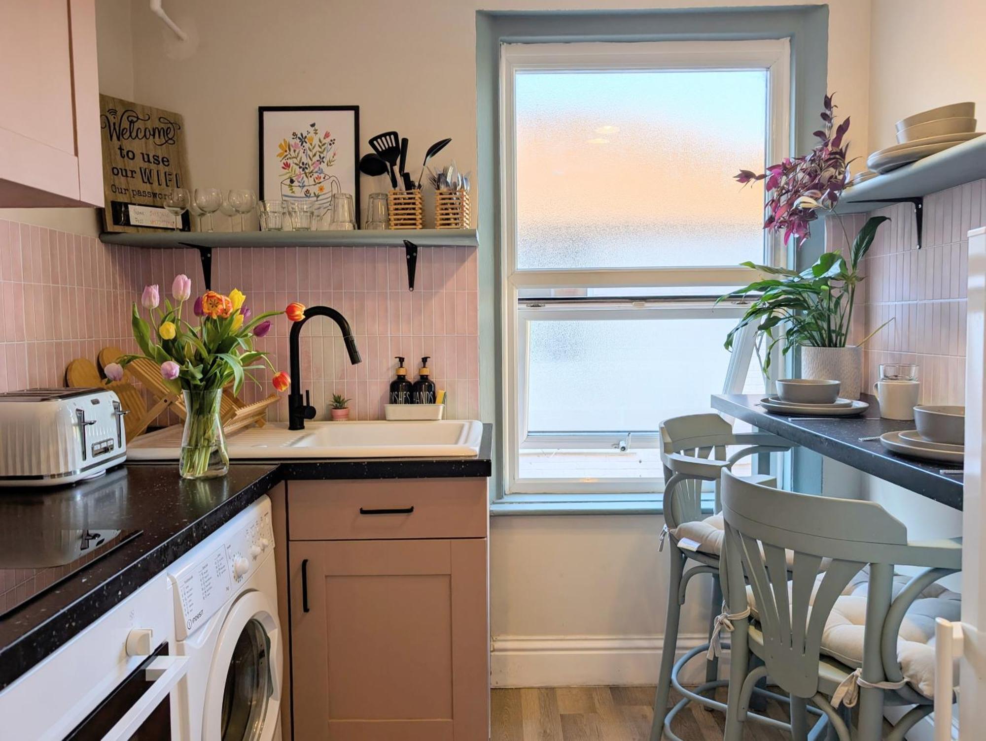 Peacehaven Retreat - 4 Minutes From The Beach! Pet Friendly! ウェーマス エクステリア 写真