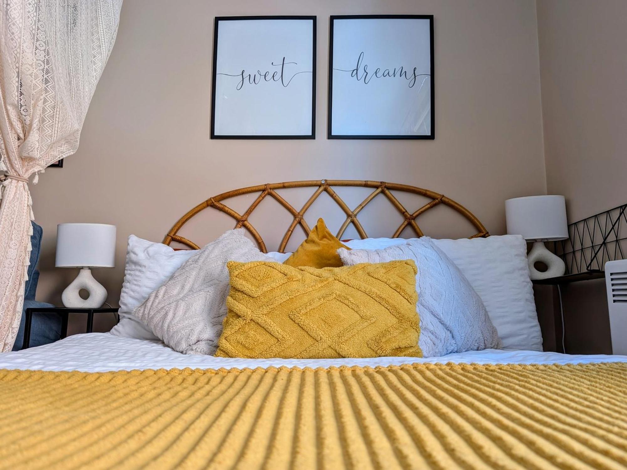 Peacehaven Retreat - 4 Minutes From The Beach! Pet Friendly! ウェーマス エクステリア 写真