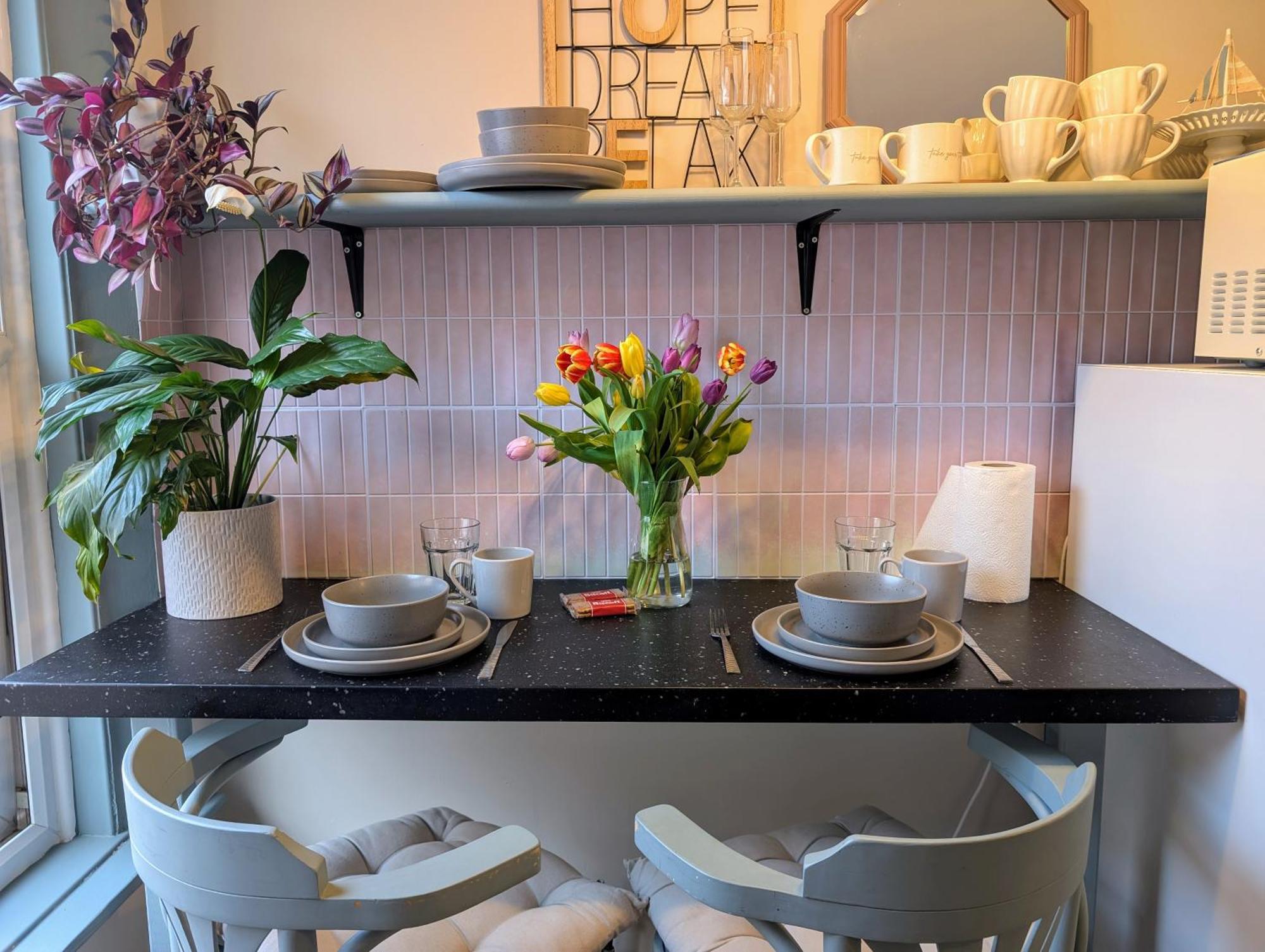 Peacehaven Retreat - 4 Minutes From The Beach! Pet Friendly! ウェーマス エクステリア 写真